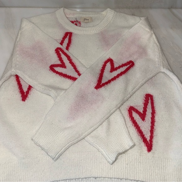 Elan Cream Sweater with Red Heart Design - Picture 3 of 6